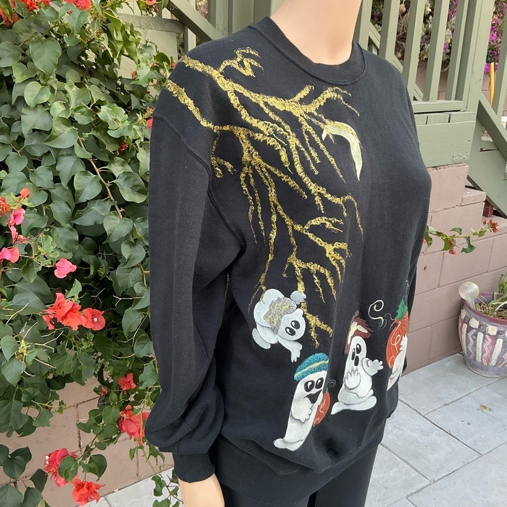 Halloween Vintage Ghost Black Sweater Size Large - Picture 5 of 9